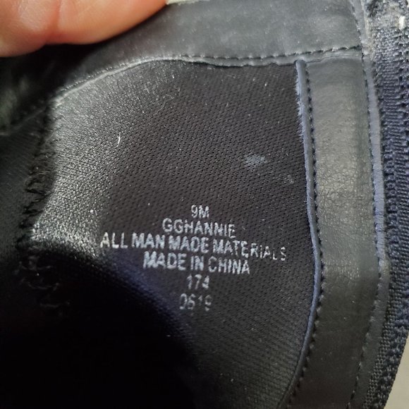 Guess Buckles and Straps Ankle Boots Black Size 9M - Picture 11 of 16